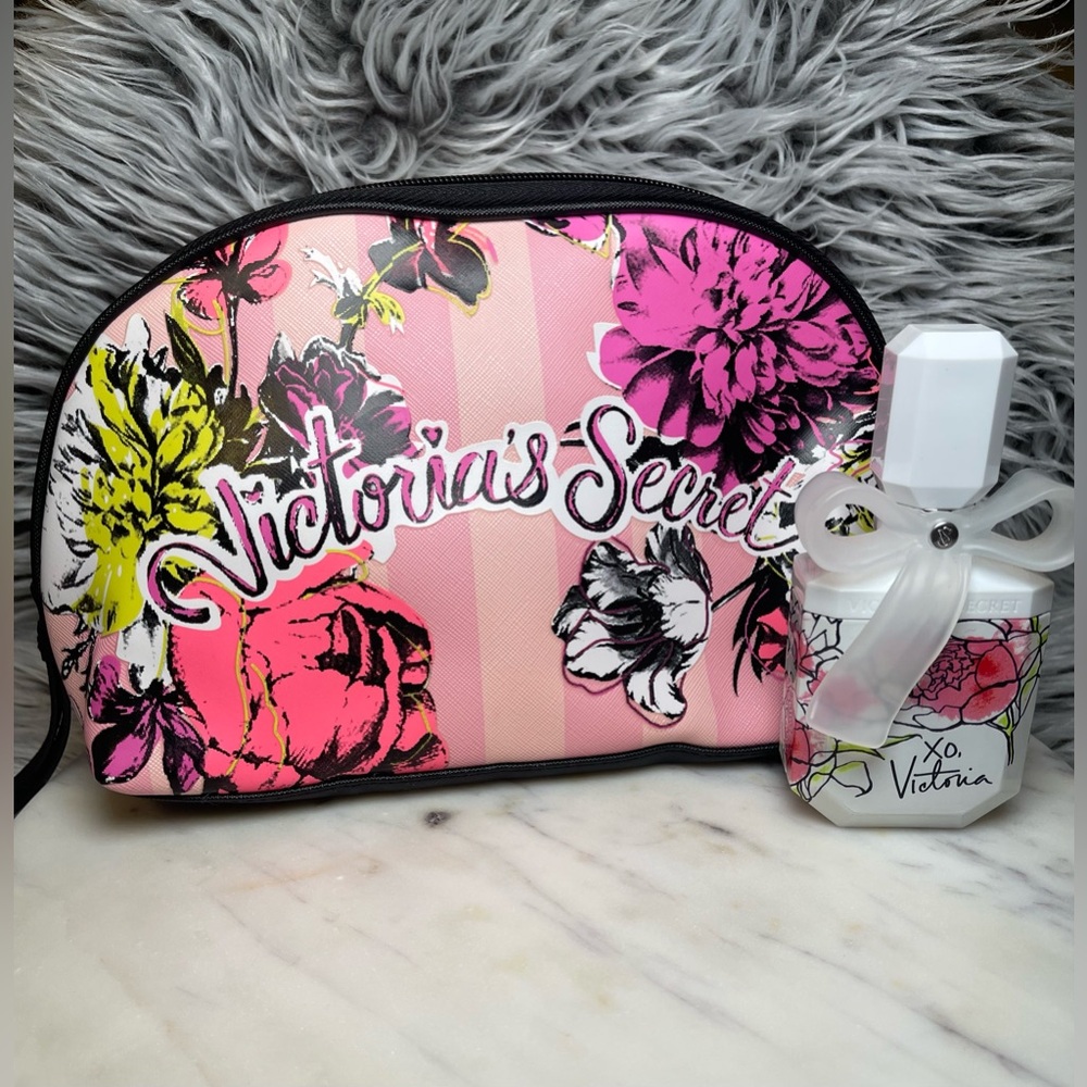Victoria’s Secret Makeup Bag and Fragrance Bundle Lot - Picture 1 of 8